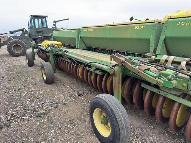 Image of John Deere 9350 equipment image 2