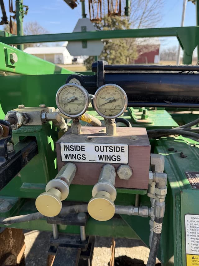 Image of Great Plains 4000TT equipment image 4