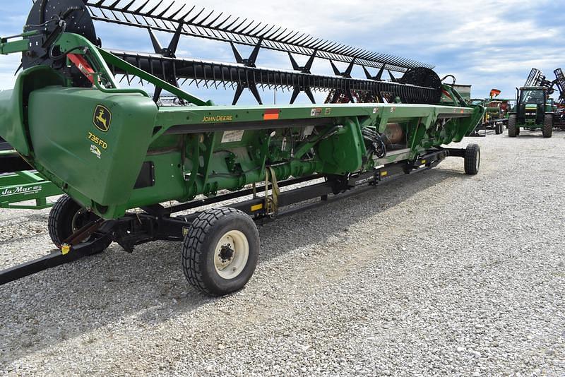 Image of John Deere 735FD Primary image