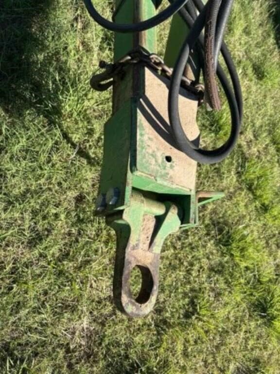 Image of John Deere 680 equipment image 4