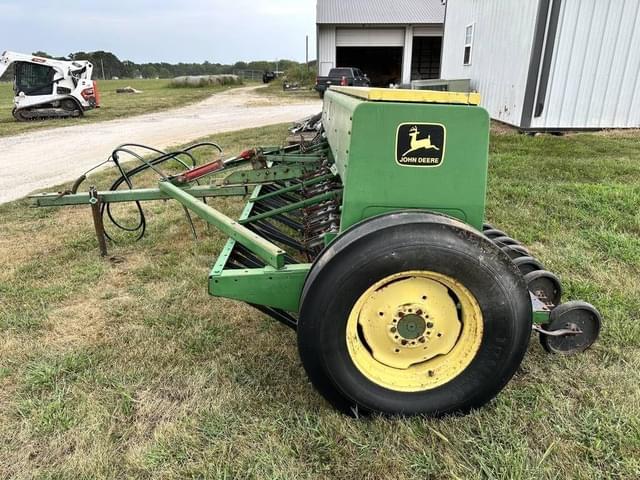 Image of John Deere 8200 equipment image 3