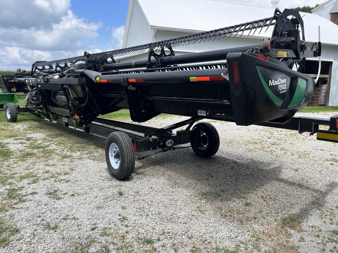 Main image MacDon FD140