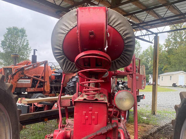 Image of Farmall 400 equipment image 2