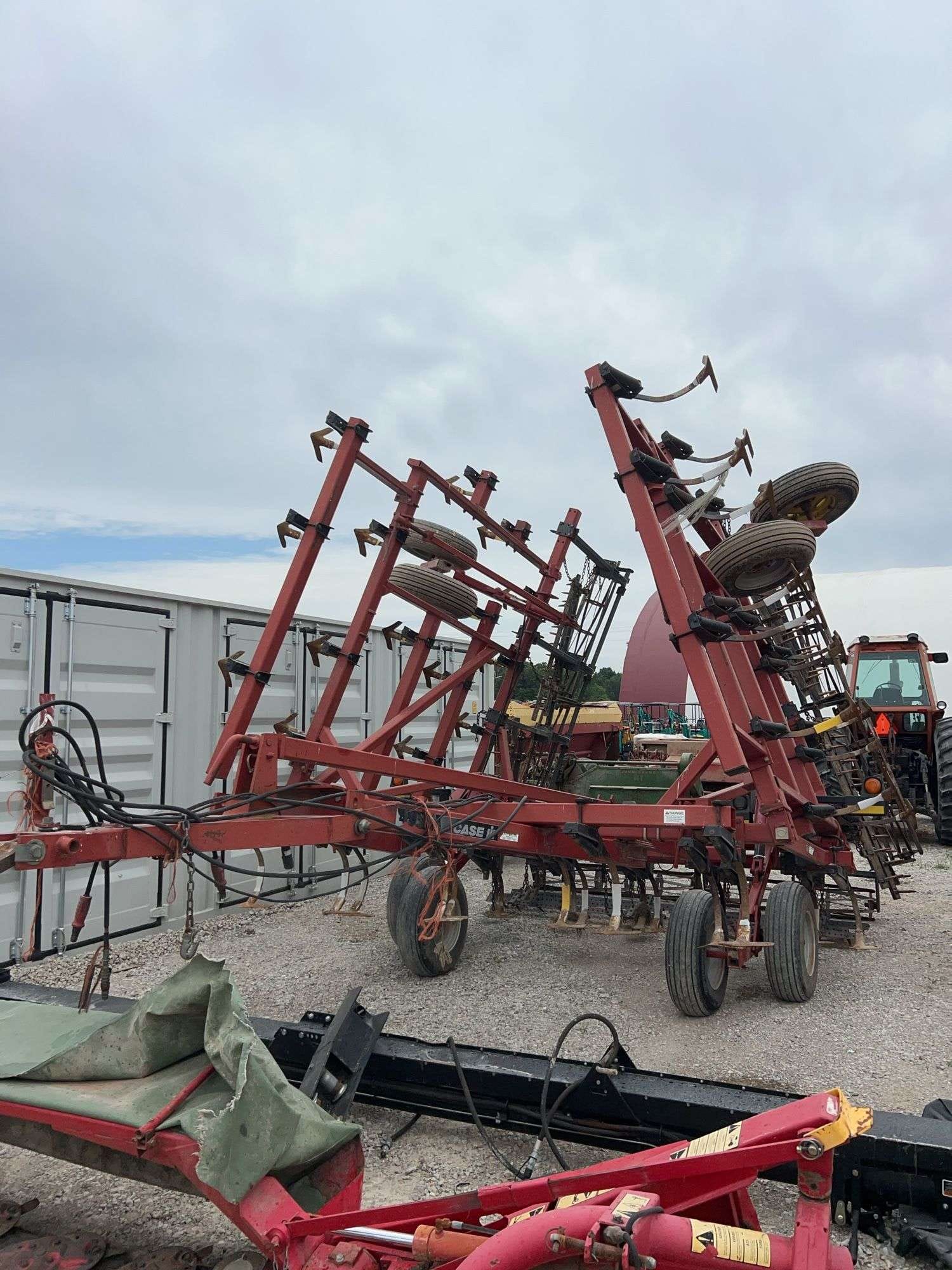 Case IH 4300 Equipment Image0