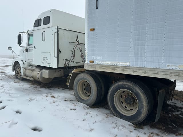 Image of International 9400i equipment image 3