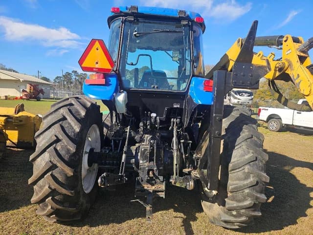 Image of New Holland TS6.110 equipment image 4