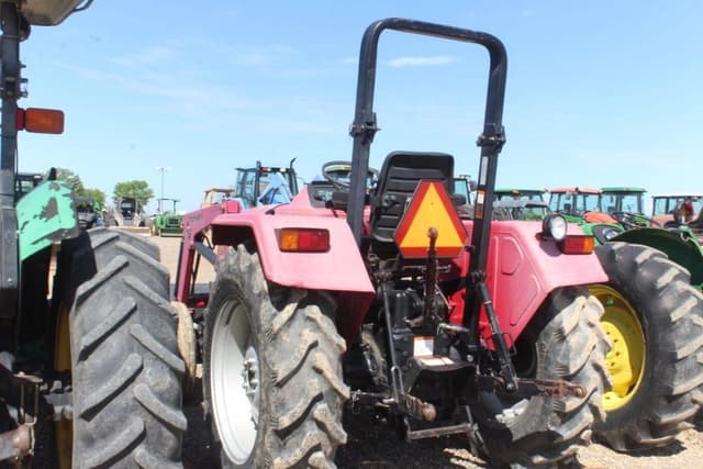 Image of Mahindra 4025 equipment image 1