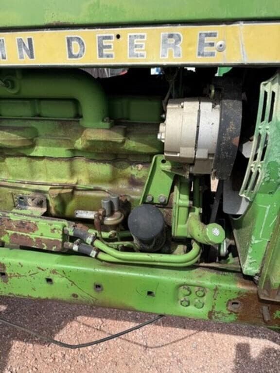 Image of John Deere 4030 equipment image 1