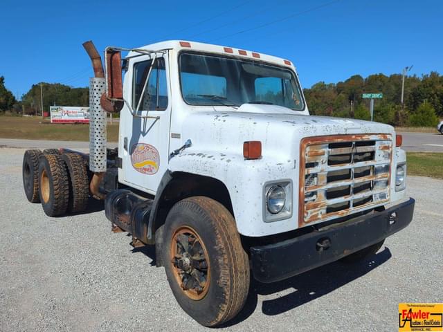 Image of International F1954 equipment image 1