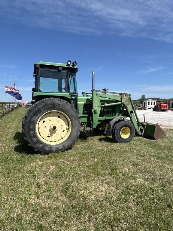 Image of John Deere 4040 equipment image 3
