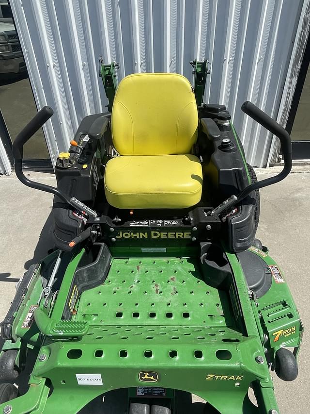 Image of John Deere Z920M equipment image 4