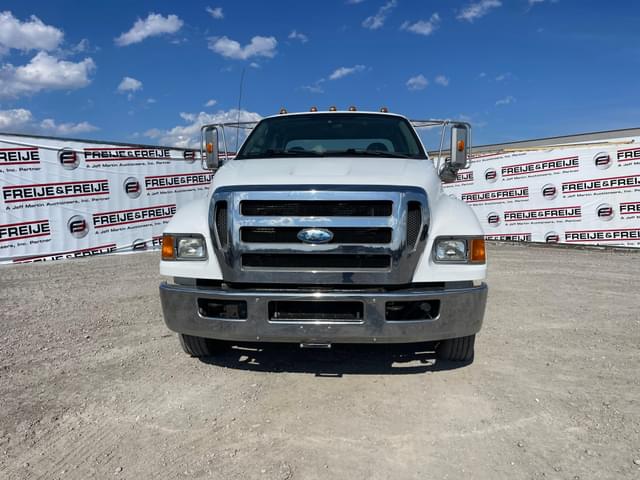 Image of Ford F-650 equipment image 1