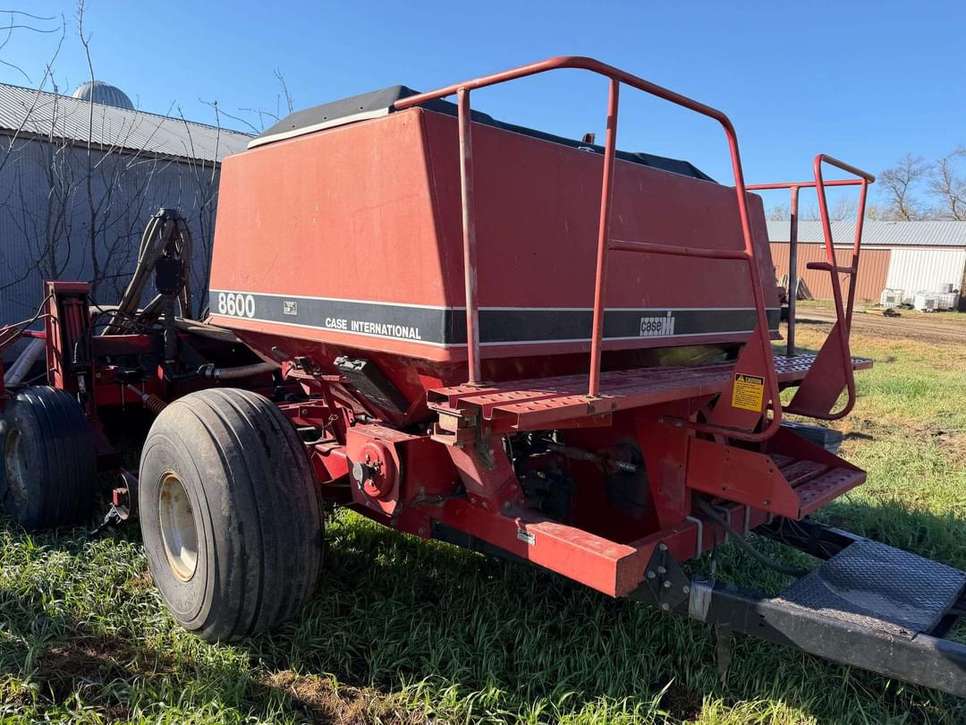 Image of Case IH 8600 Primary image