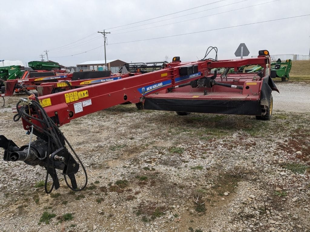 2020 New Holland Discbine 310 Equipment Image0