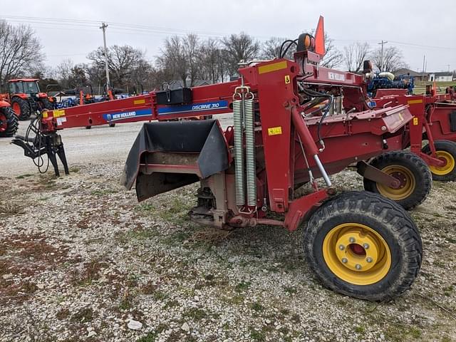 Image of New Holland Discbine 310 equipment image 4