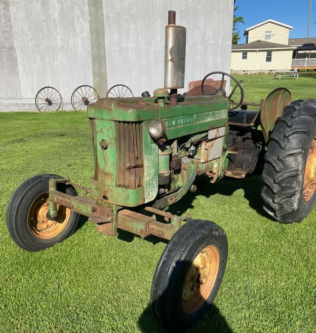 Image of John Deere 420 equipment image 2