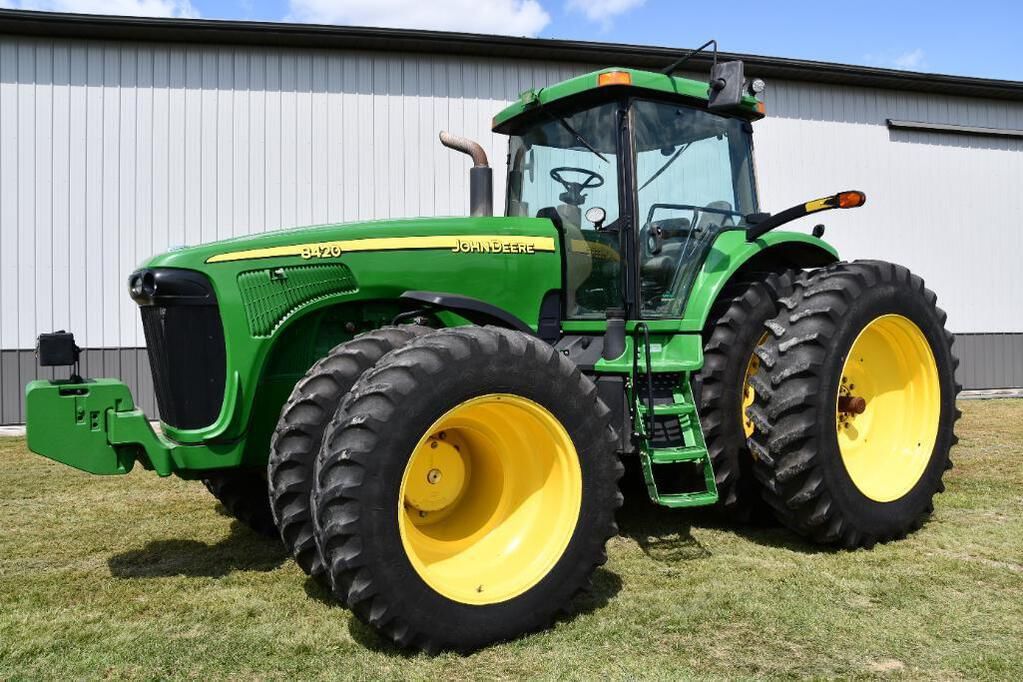 Main image John Deere 8420