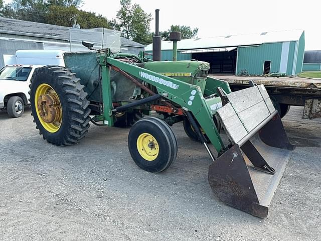 Image of John Deere 4010 equipment image 1