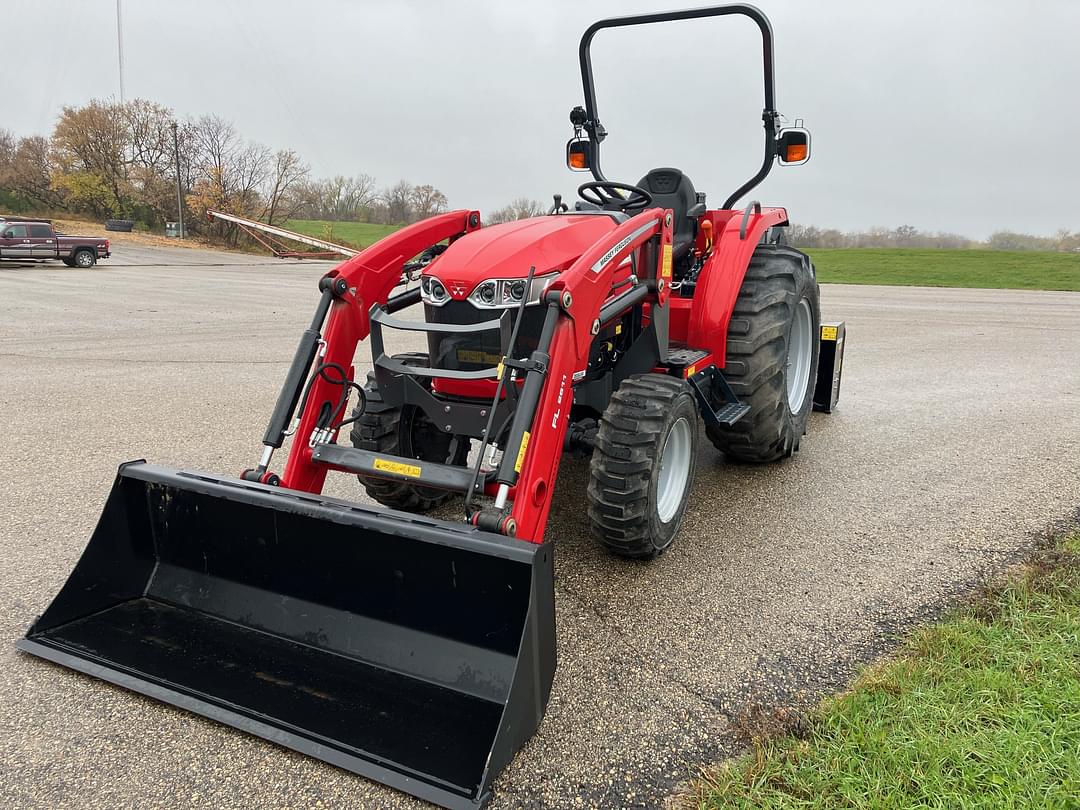 Image of Massey Ferguson 1840M Primary image