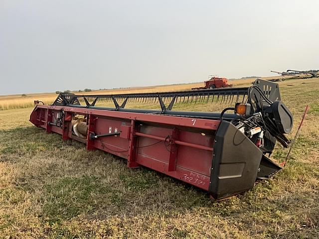 Image of Case IH 1010 equipment image 3