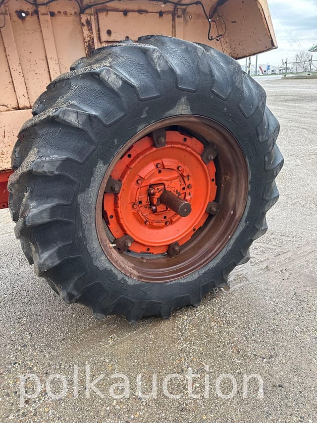 Image of Case 870 equipment image 4