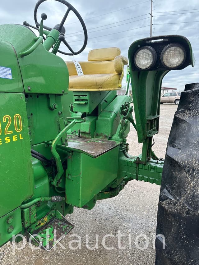 Image of John Deere 4020 equipment image 4