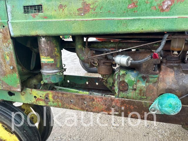 Image of John Deere H equipment image 3