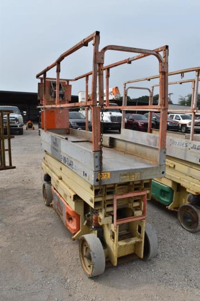 Image of JLG 2030ES equipment image 1