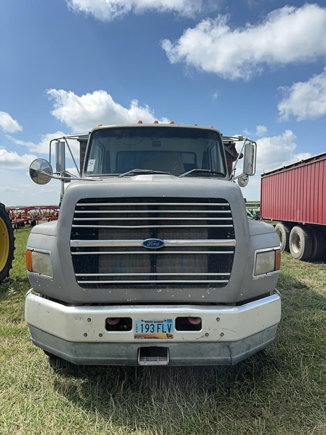 1995 Ford Aeromax L9000 Equipment Image0