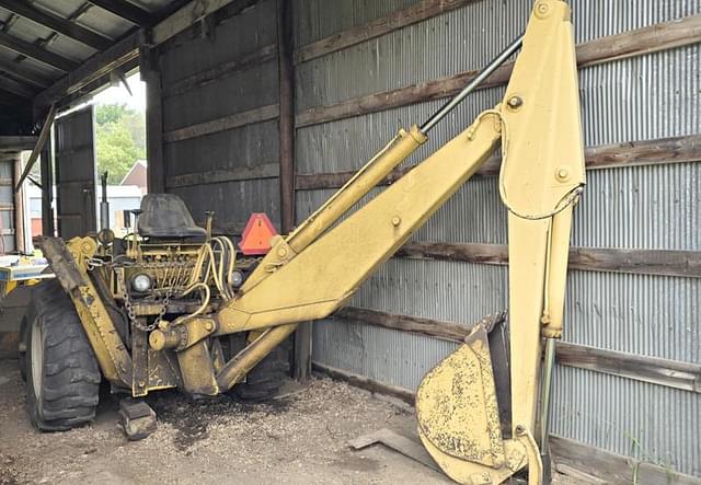 Image of International Harvester 3444 equipment image 2