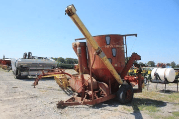 Main image New Holland 352