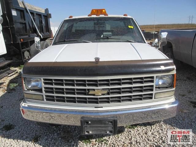 Image of Chevrolet C3500 equipment image 4