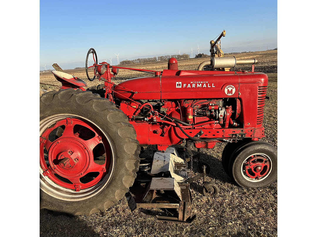 Image of Farmall Super M Image 0