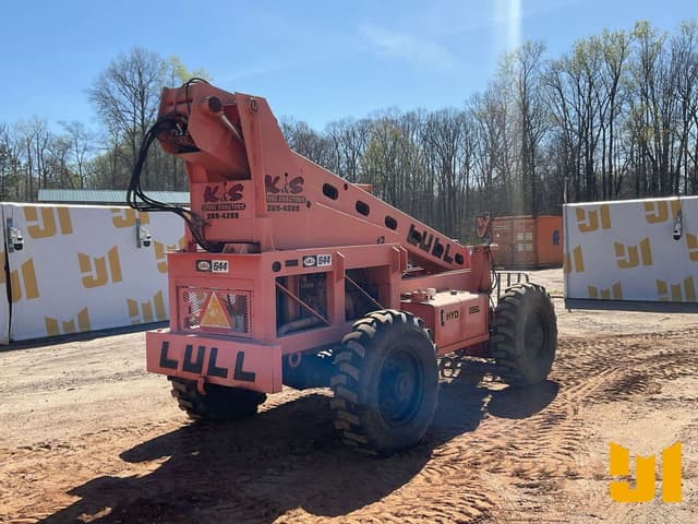 Image of Lull 644 equipment image 4