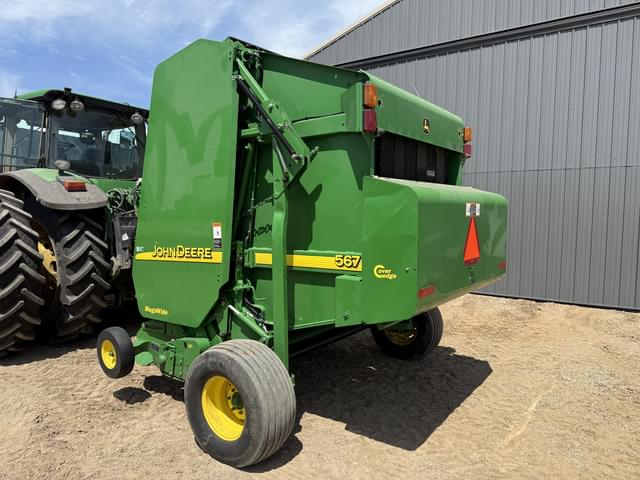 Image of John Deere 567 equipment image 2
