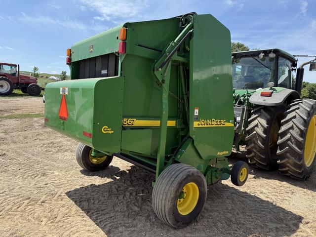 Image of John Deere 567 equipment image 4