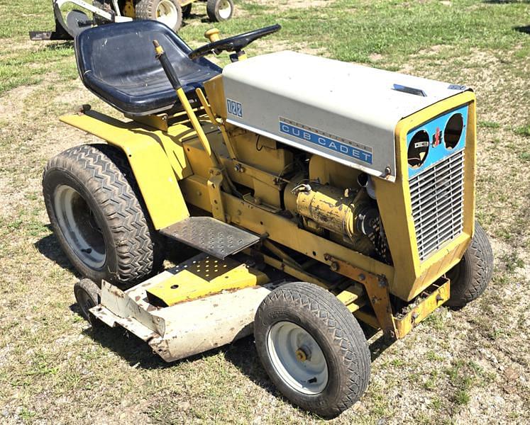 Image of Cub Cadet 122 Image 1