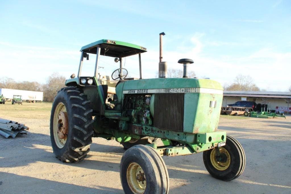 Main image John Deere 4230