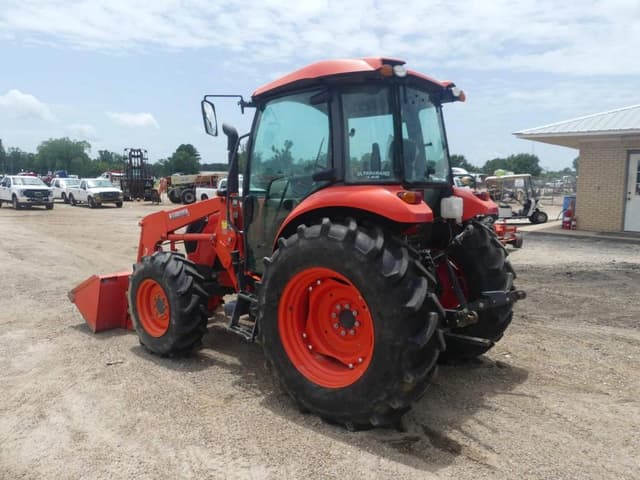 Image of Kubota M7060D equipment image 4