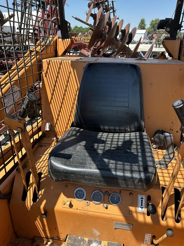 Image of Case 1835 equipment image 4