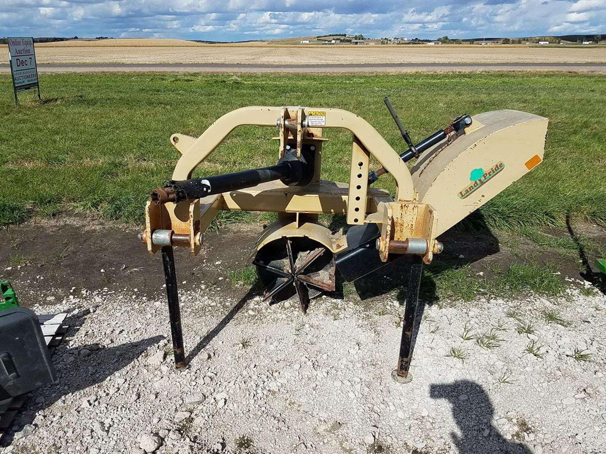 Main image Land Pride DTM55