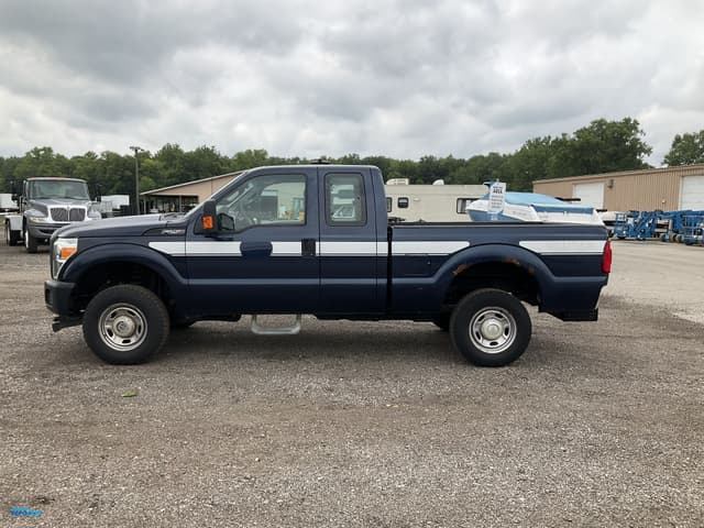 Image of Ford F-250 equipment image 1