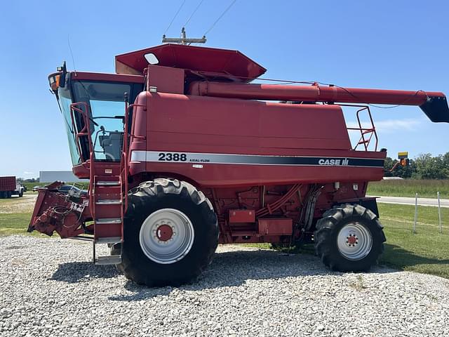 Image of Case IH 2388 equipment image 1