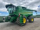 John Deere S690 Image