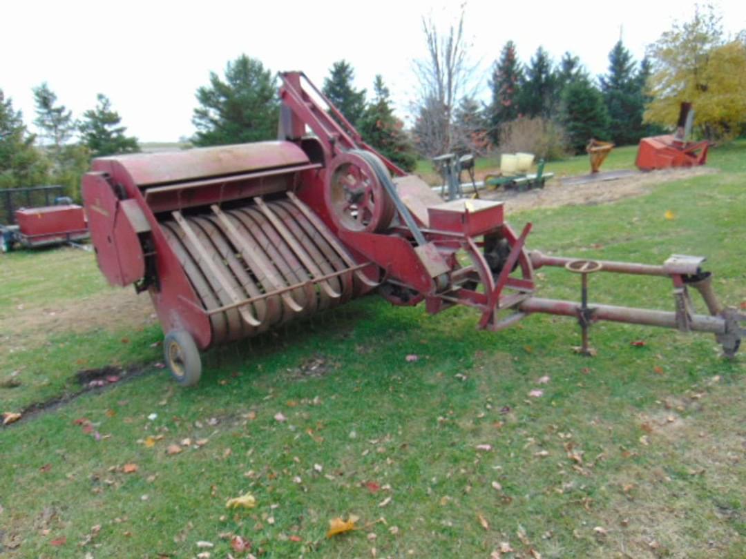 Image of New Holland Super 77 Image 0