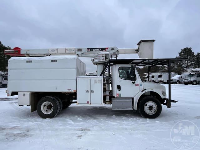 Image of Freightliner M2 equipment image 3