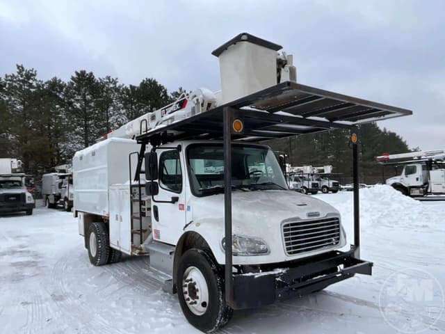 Image of Freightliner M2 equipment image 2