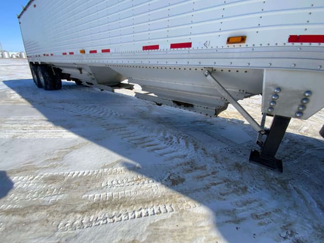 Image of Timpte Grain Trailer equipment image 2