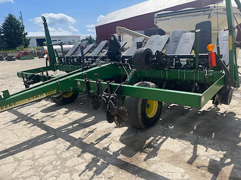 Image of John Deere 1780 equipment image 4
