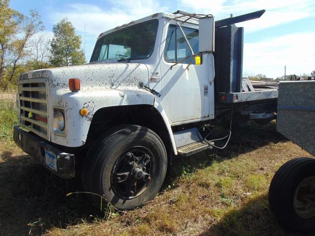 Image of International S1700 equipment image 1